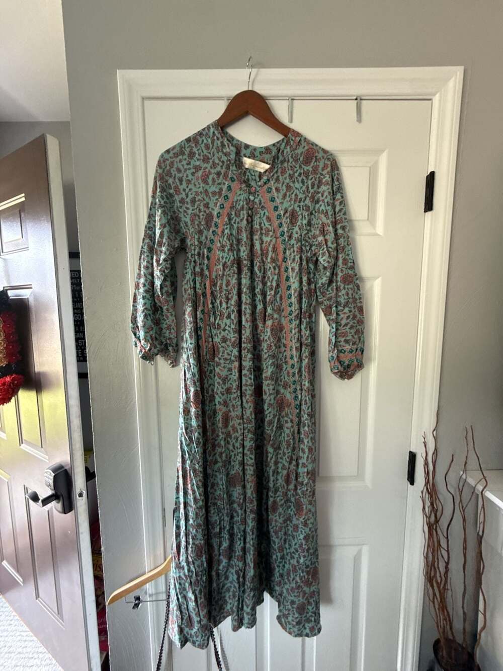 Natalie Martin Green Floral Print Rayon Maxi Dress